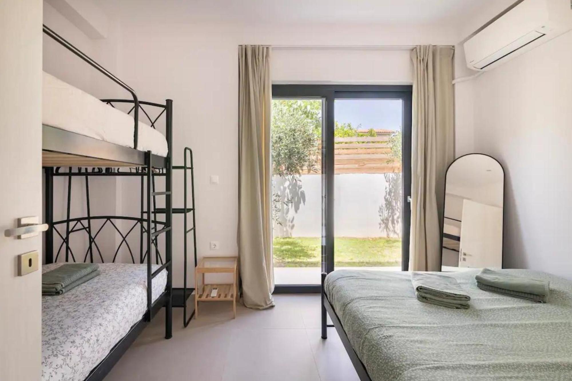 Villa Kala Loutraki - Private Pool & Sauna I Beach Ngoại thất bức ảnh
